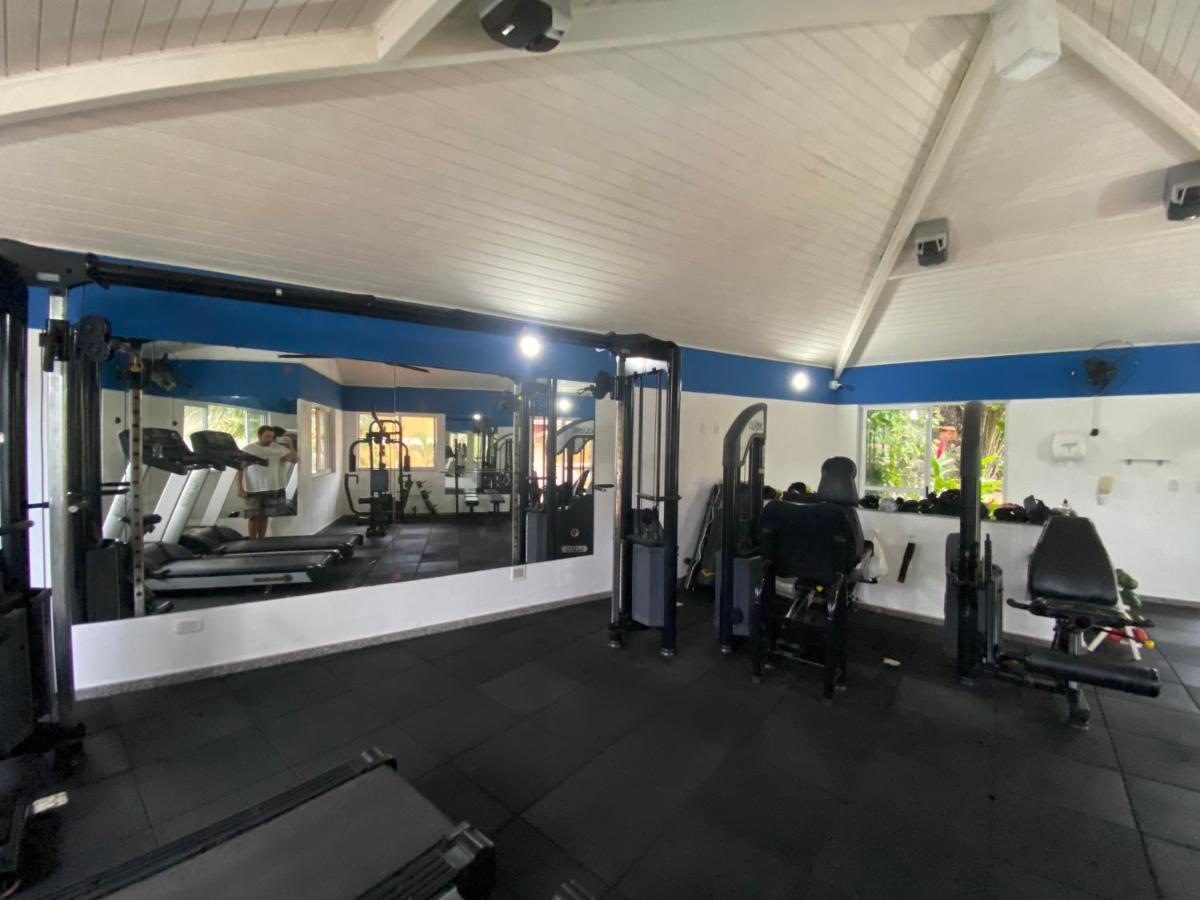 Condomínio com piscina, churrasqueira, sauna e MARINA P LANCHA - WiFi 200Mbps - 1qt e sala com 2 ar condicionados Angra dos Reis Exterior foto