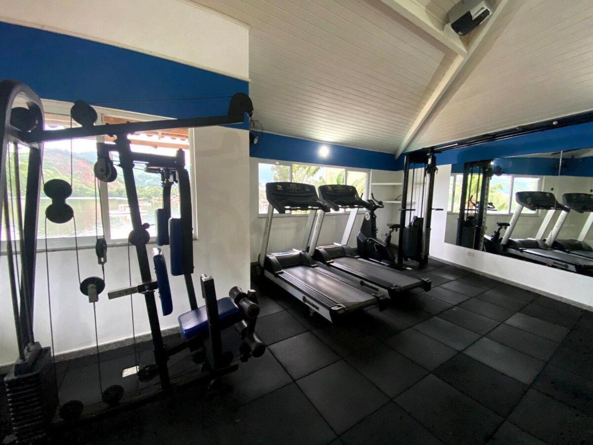 Condomínio com piscina, churrasqueira, sauna e MARINA P LANCHA - WiFi 200Mbps - 1qt e sala com 2 ar condicionados Angra dos Reis Exterior foto